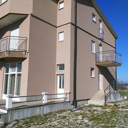 Aurora 3*