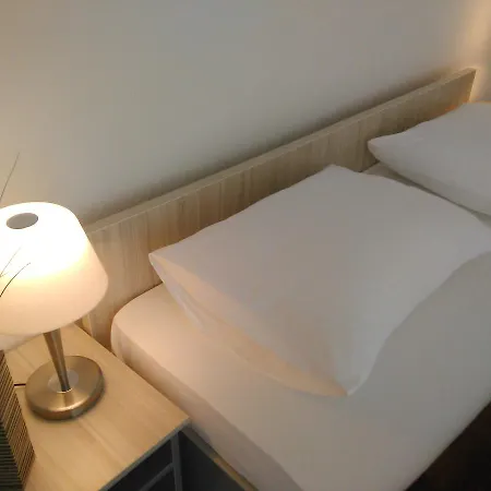 Aurora Bed & Breakfast 3*