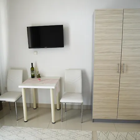 Bed & Breakfast Aurora 3*