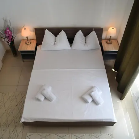 Aurora Bed & Breakfast 3*